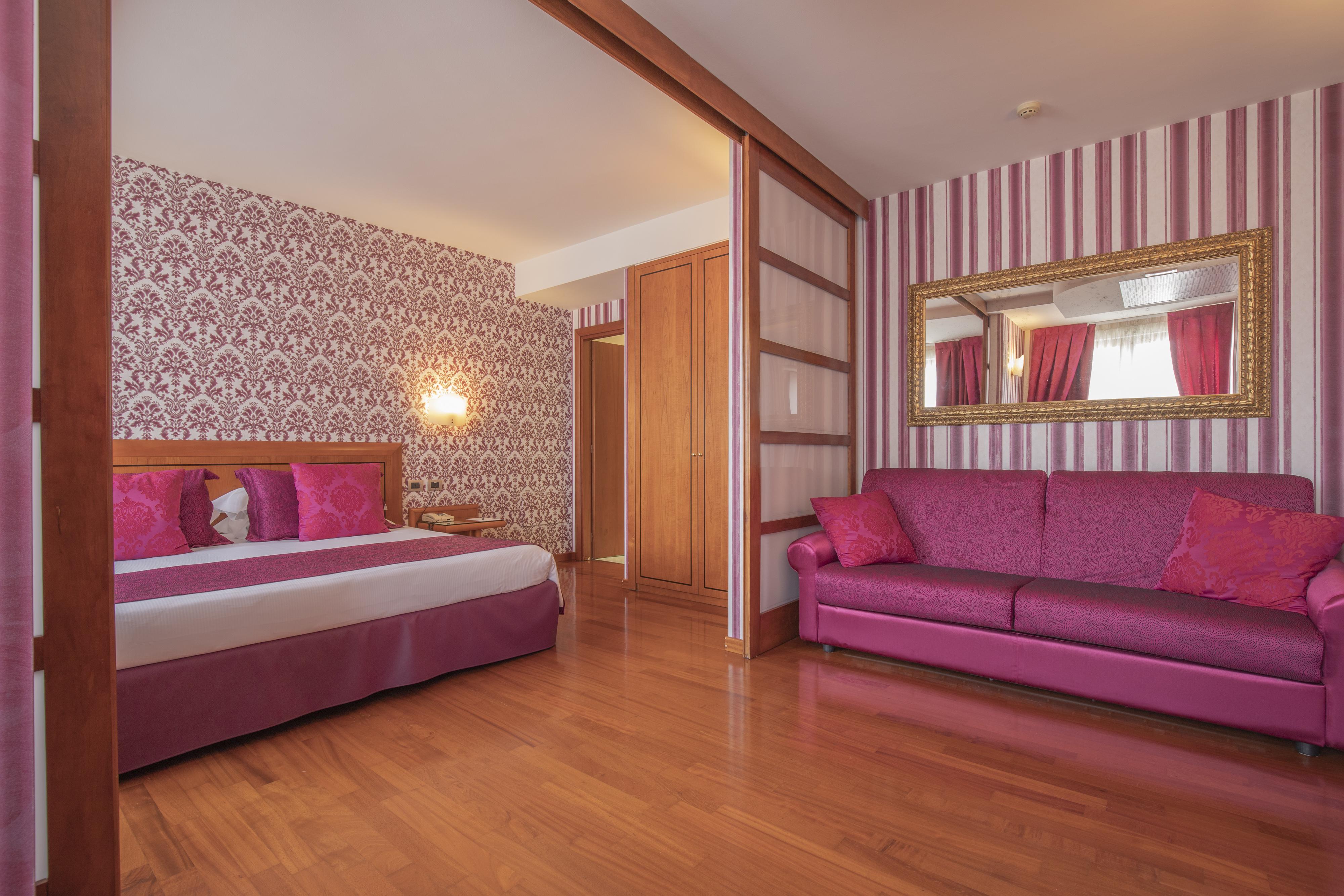 Hotel Palace Verona Esterno foto